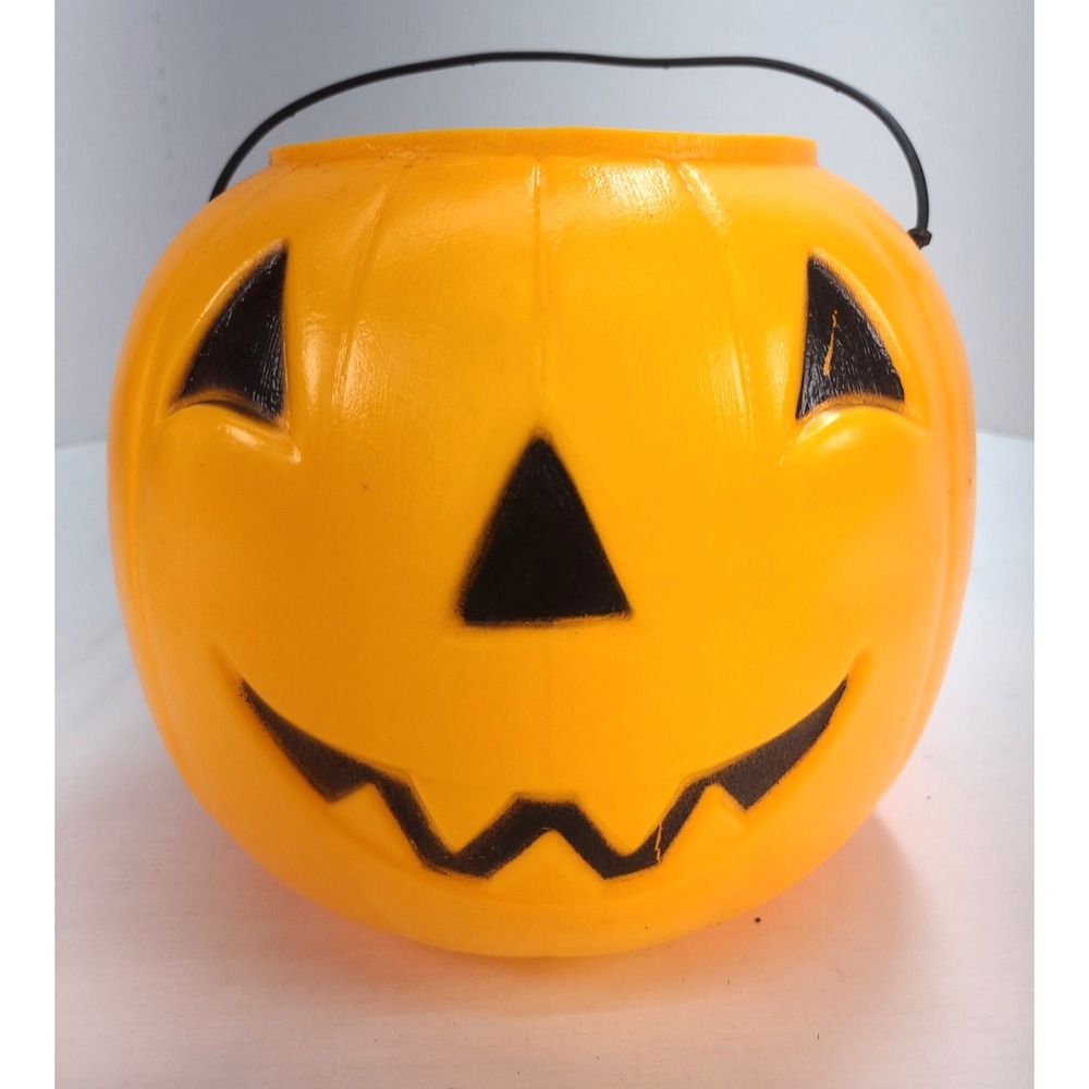 Halloween Jack o Lantern Pumpkin Bucket Blow Mold General Foam Plastics  VA USA